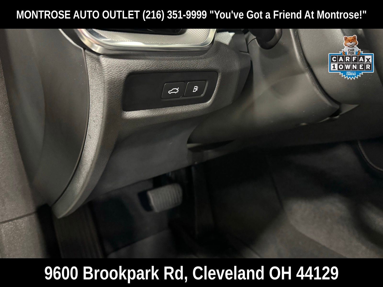 Used 2024 Volvo S60 T8 Ultimate w/ Climate Package image 16