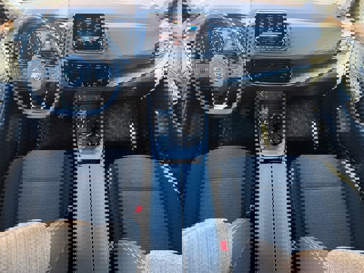 Used 2023 Nissan Rogue SV image 24