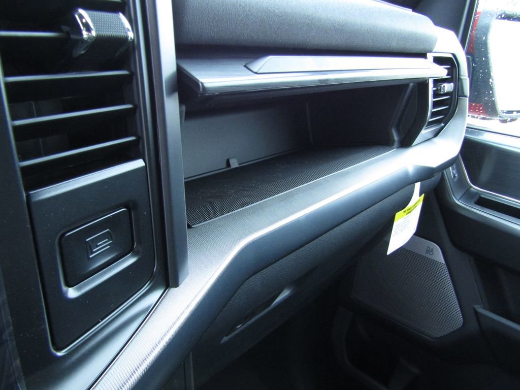 New 2025 Ford F150 Lariat w/ Equipment Group 501A Mid image 27