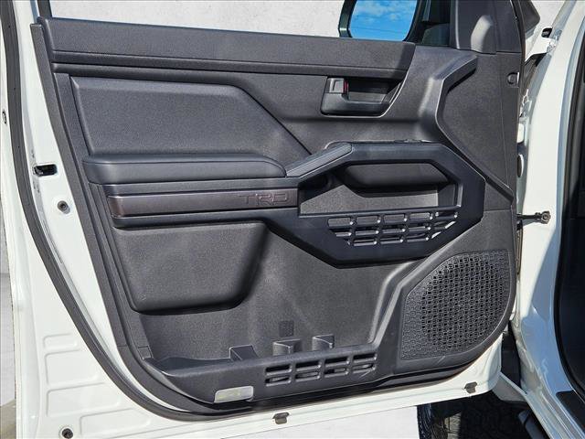 Used 2025 Toyota 4Runner TRD Sport AWD/4WD image 10