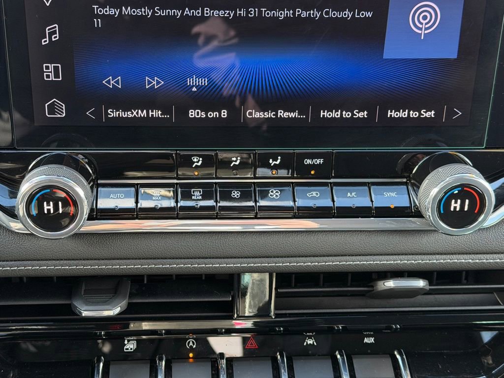 Used 2024 Chevrolet Colorado LT w/ LT Convenience Package image 15