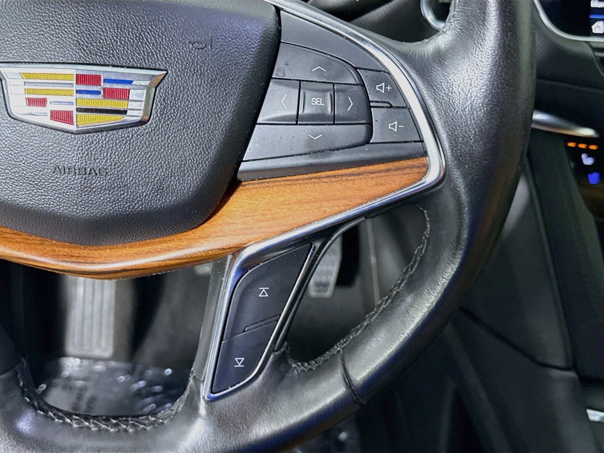 Used 2020 Cadillac XT5 Premium Luxury FWD image 15