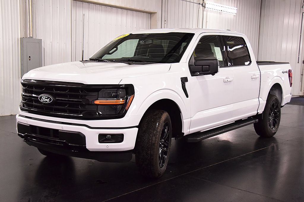 New 2026 Ford F150 XLT w/ Equipment Group 302A MID AWD/4WD image 3