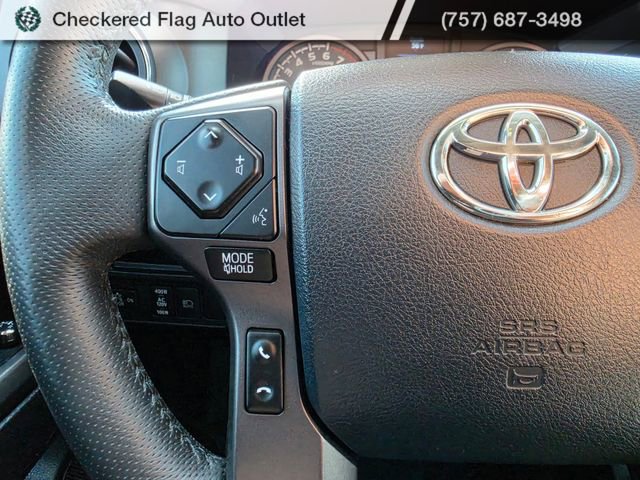 Used 2018 Toyota Tacoma TRD Sport image 25