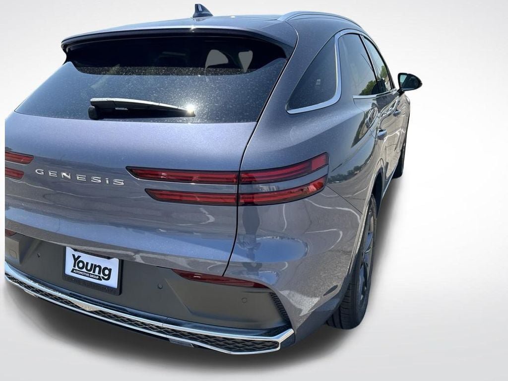 New 2027 Genesis GV70 2.5T Select AWD/4WD image 6
