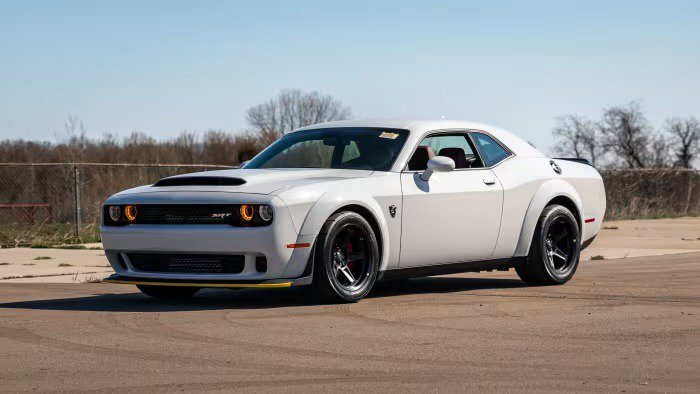 Used 2018 Dodge Challenger SRT Demon RWD image 6