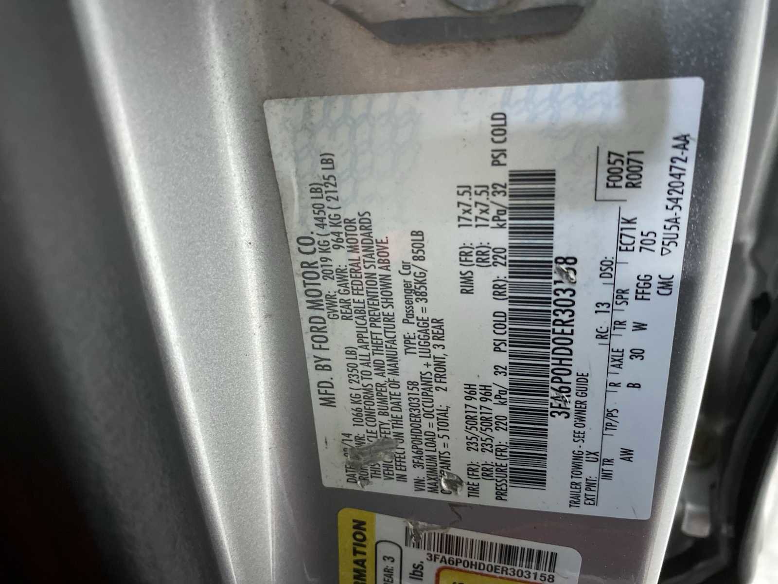 Used 2014 Ford Fusion SE FWD image 21