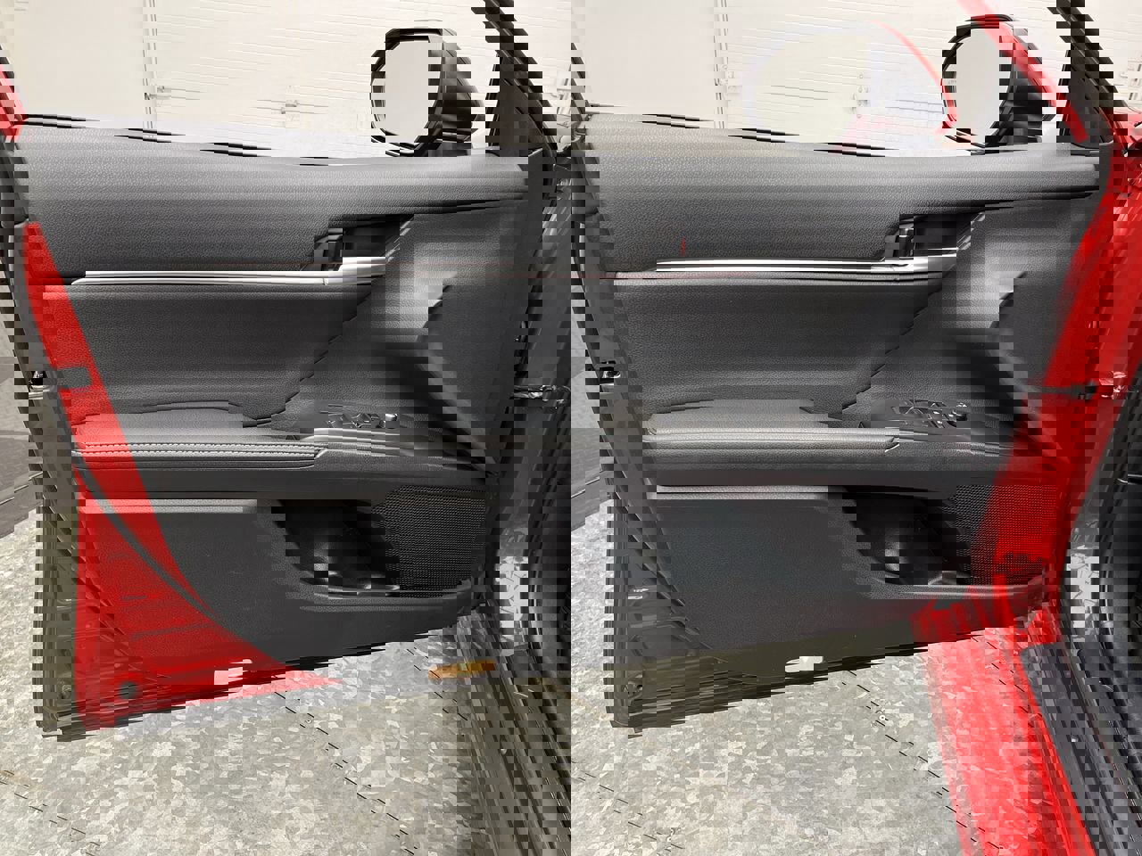 Used 2024 Toyota Camry XSE w/ Navigation Package FWD image 9