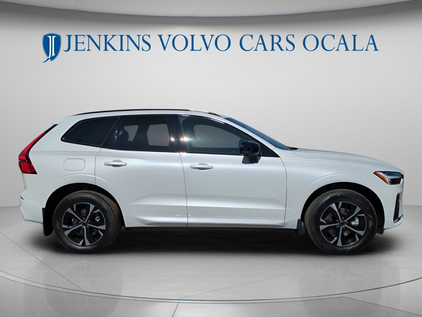 New 2026 Volvo XC60 B5 Core image 3
