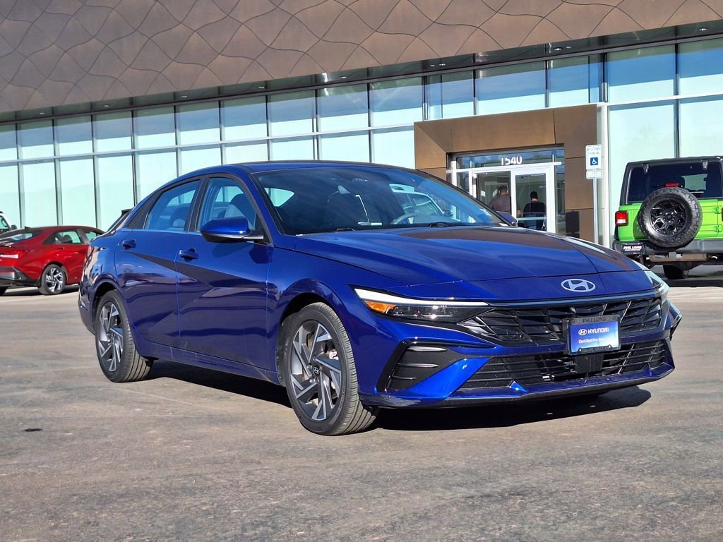New 2025 Hyundai Elantra SEL