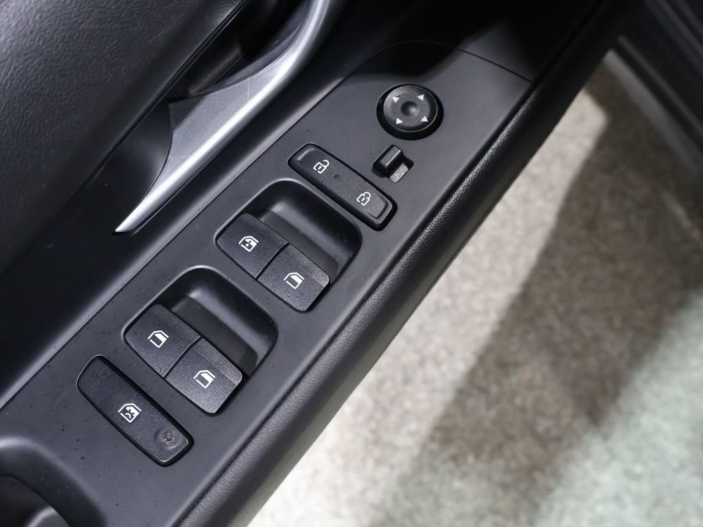Used 2024 Hyundai Elantra Limited image 14
