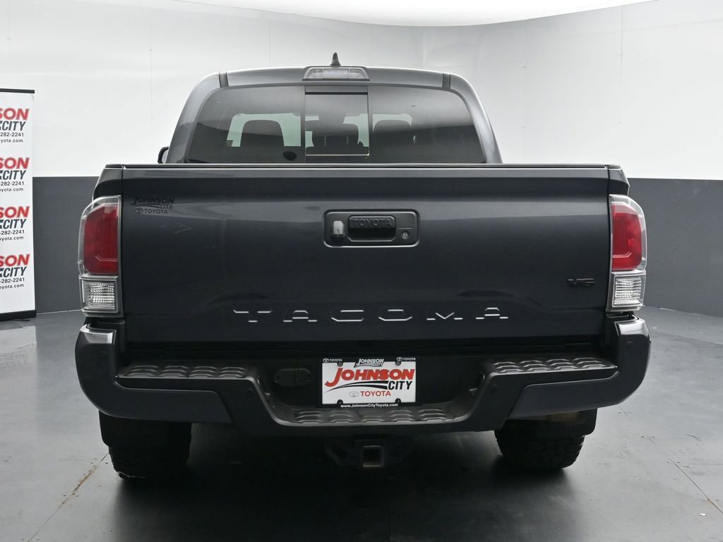 Used 2021 Toyota Tacoma TRD Off-Road w/ Technology Package AWD/4WD image 8