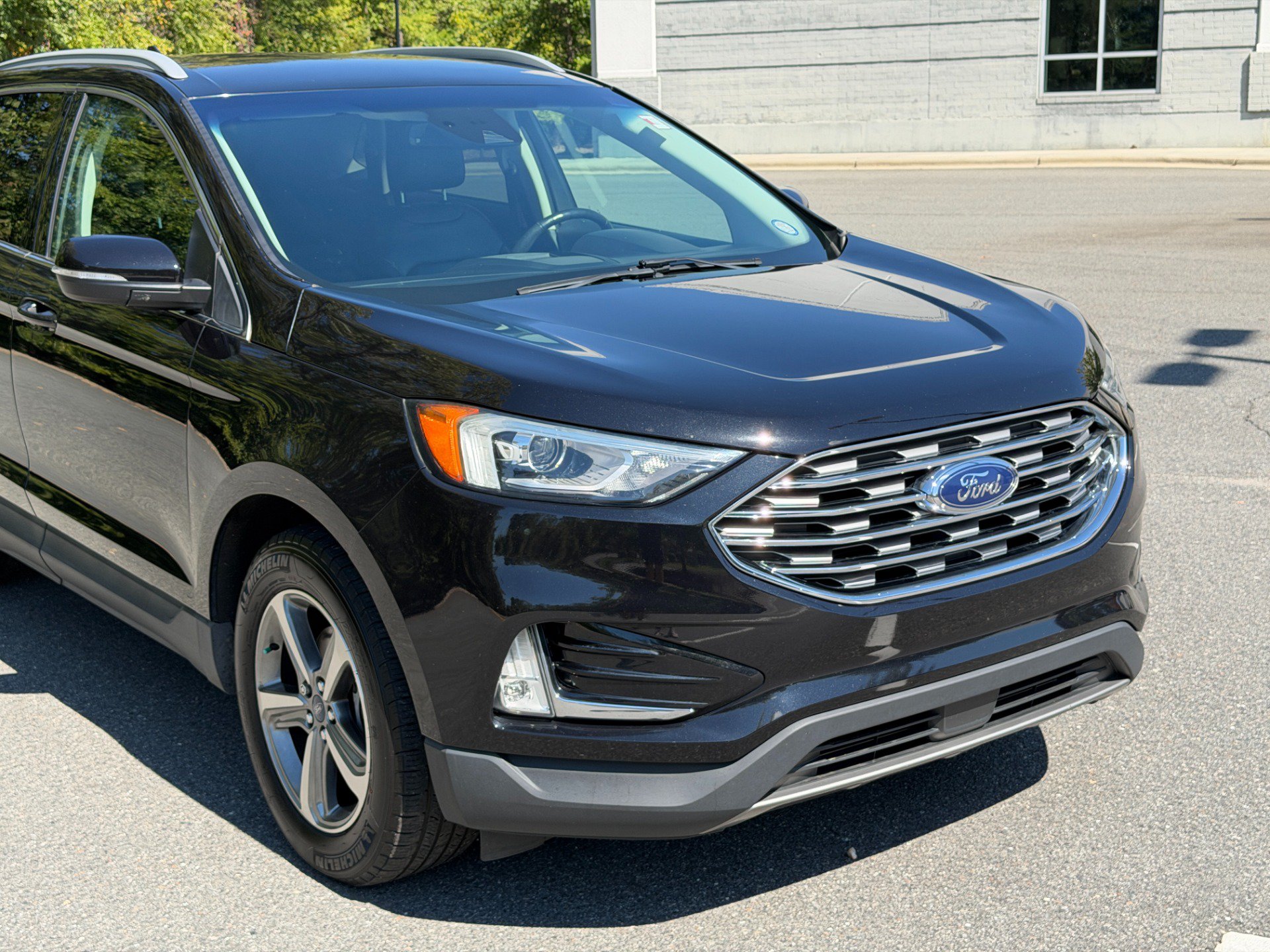 Used 2020 Ford Edge SEL w/ Convenience Package FWD image 17
