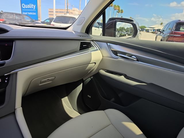 Used 2023 Cadillac XT5 Premium Luxury FWD image 10