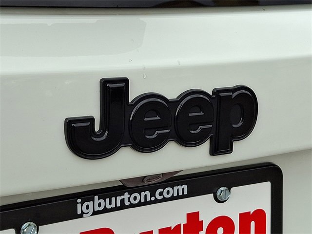 Used 2023 Jeep Renegade Latitude image 28