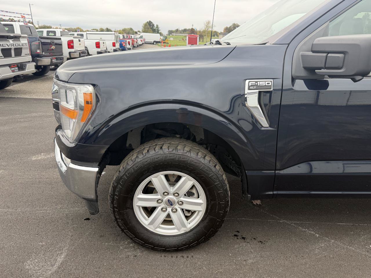 Used 2022 Ford F150 XLT w/ Trailer Tow Package AWD/4WD image 11
