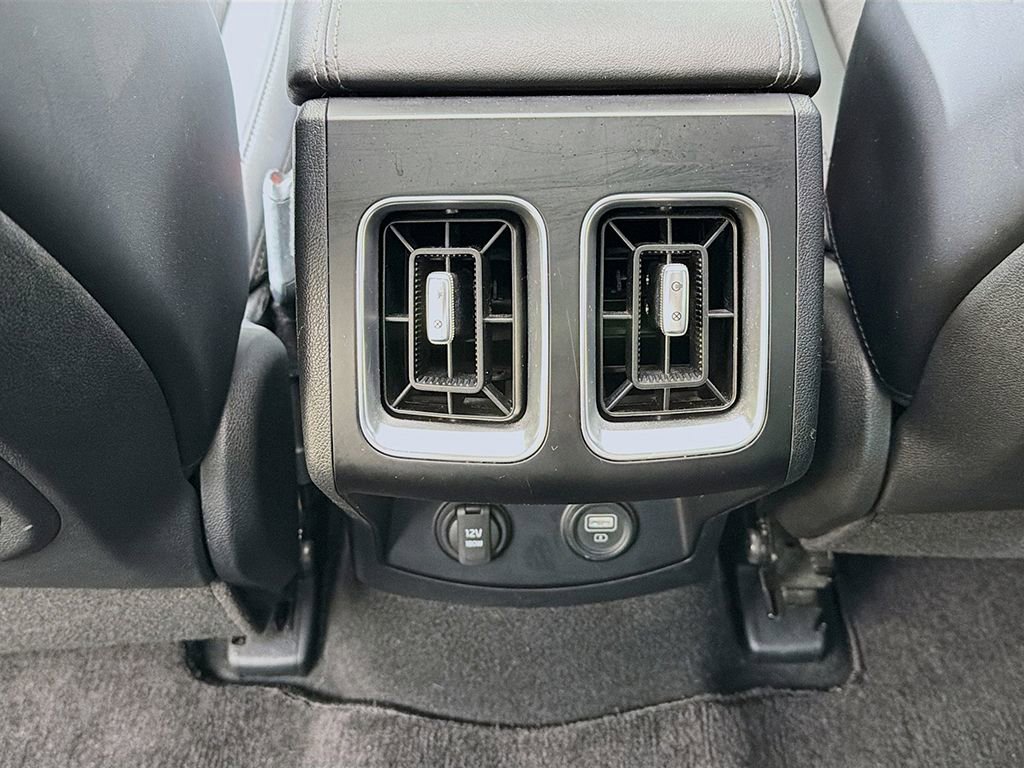 Used 2023 Kia Sorento EX w/ Panoramic Sunroof Package FWD image 43