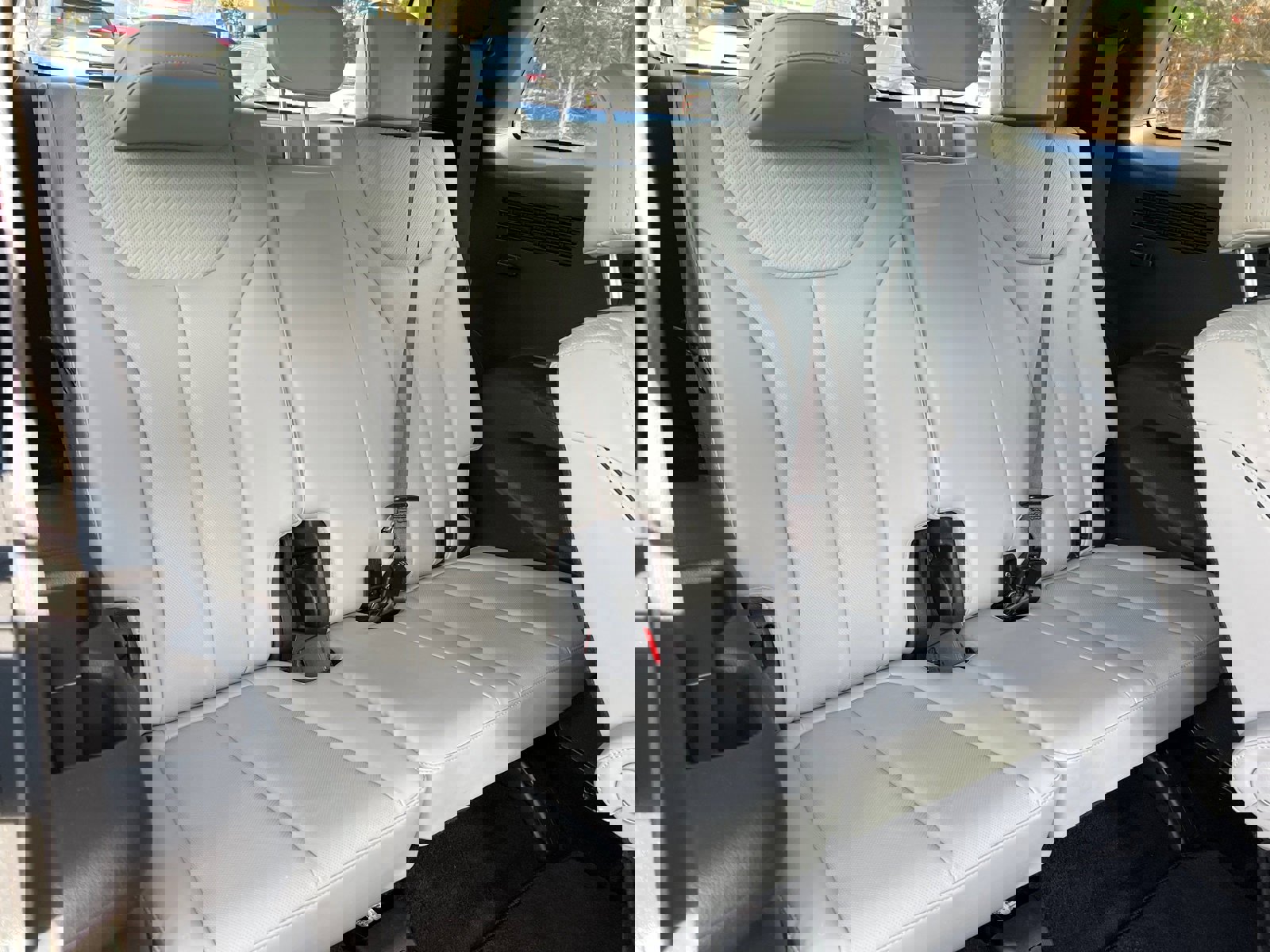 Used 2023 Hyundai Palisade SEL w/ Cargo Package image 17