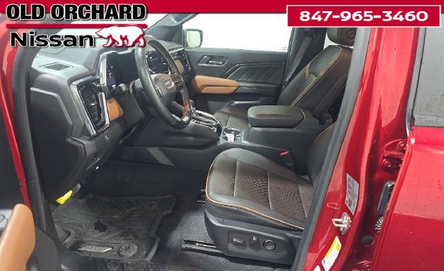 Used 2023 GMC Canyon AT4 w/ AT4 Premium Package AWD/4WD image 6