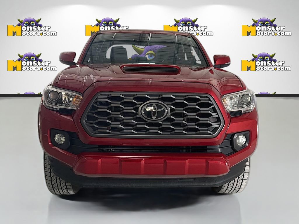 Used 2021 Toyota Tacoma TRD Sport w/ Technology Package image 2