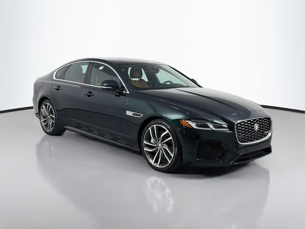 Used 2024 Jaguar XF R-Dynamic SE AWD/4WD image 3