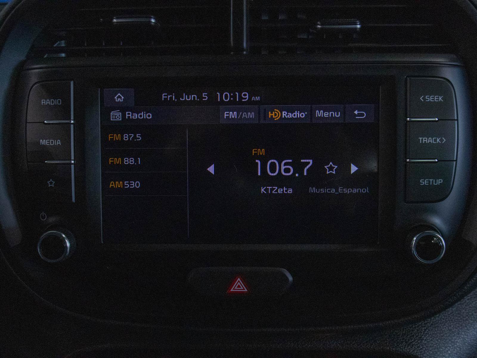 Used 2025 Kia Soul LX FWD image 8