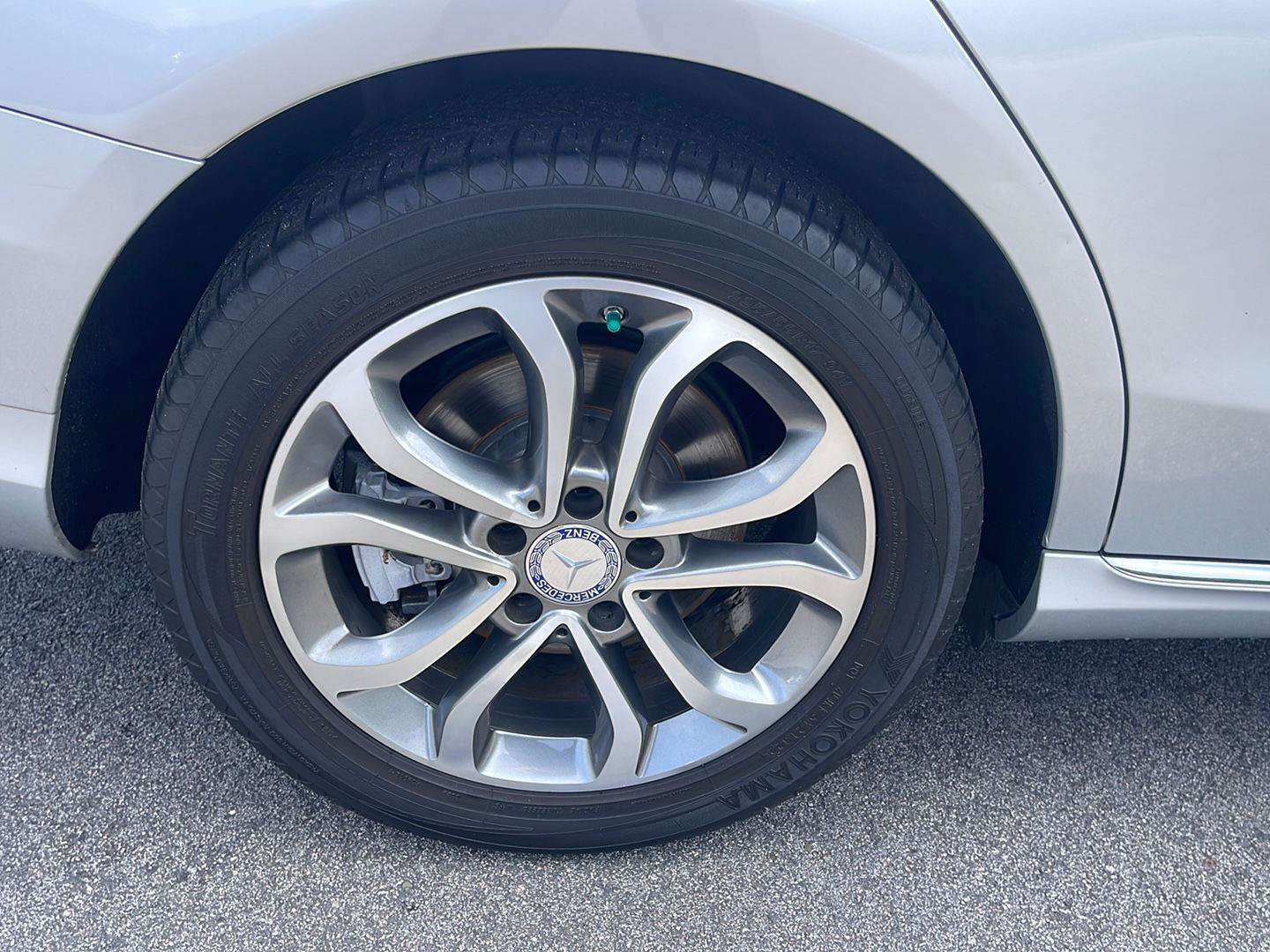 Used 2016 Mercedes-Benz C 300 4MATIC Sedan image 11