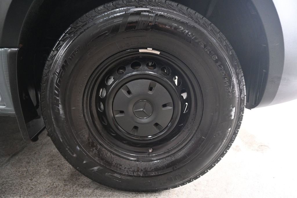 Used 2024 Mercedes-Benz Sprinter 144 Cargo w/ Acoustic Package image 29