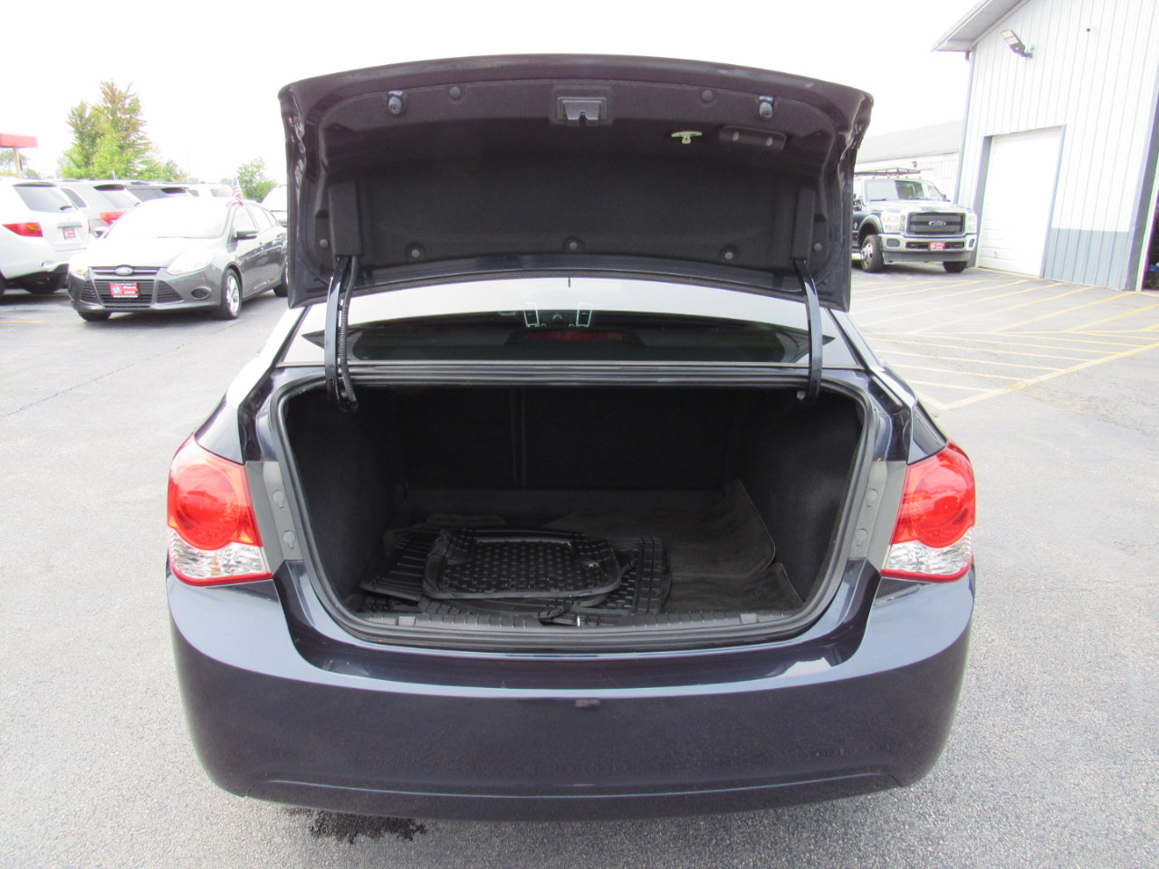 Used 2015 Chevrolet Cruze LT image 30