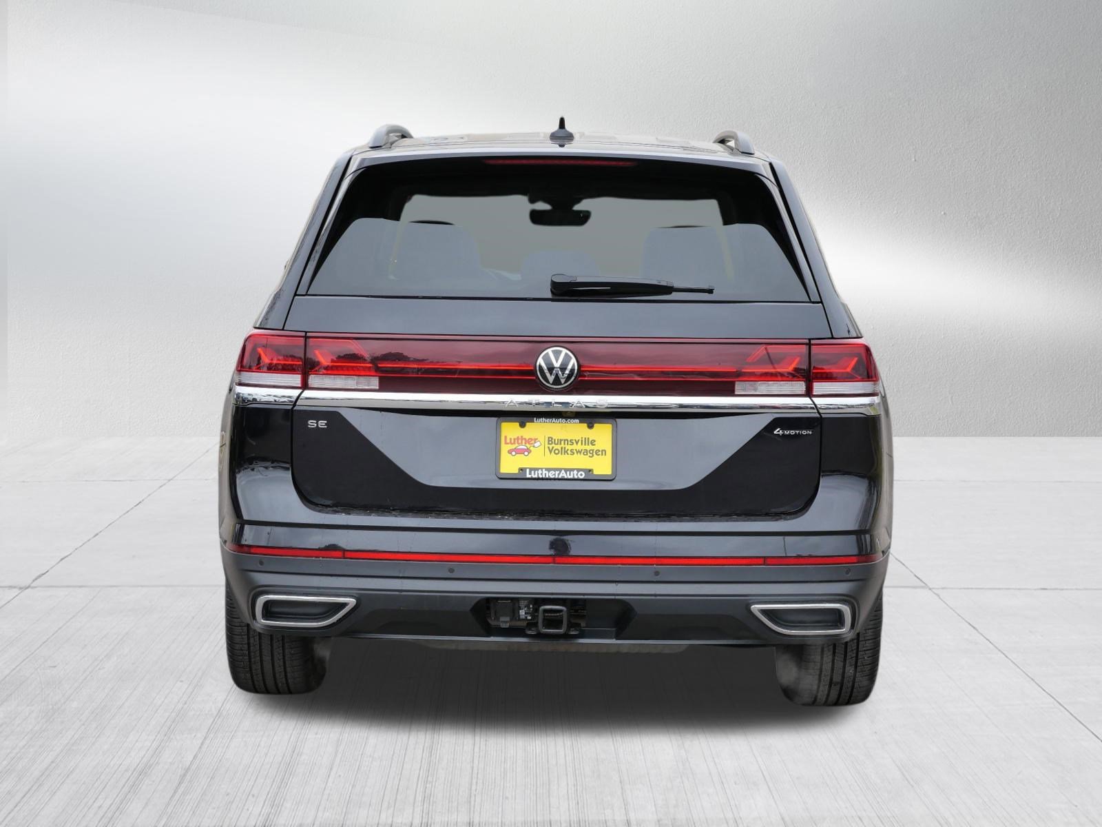 Certified 2025 Volkswagen Atlas SE image 6