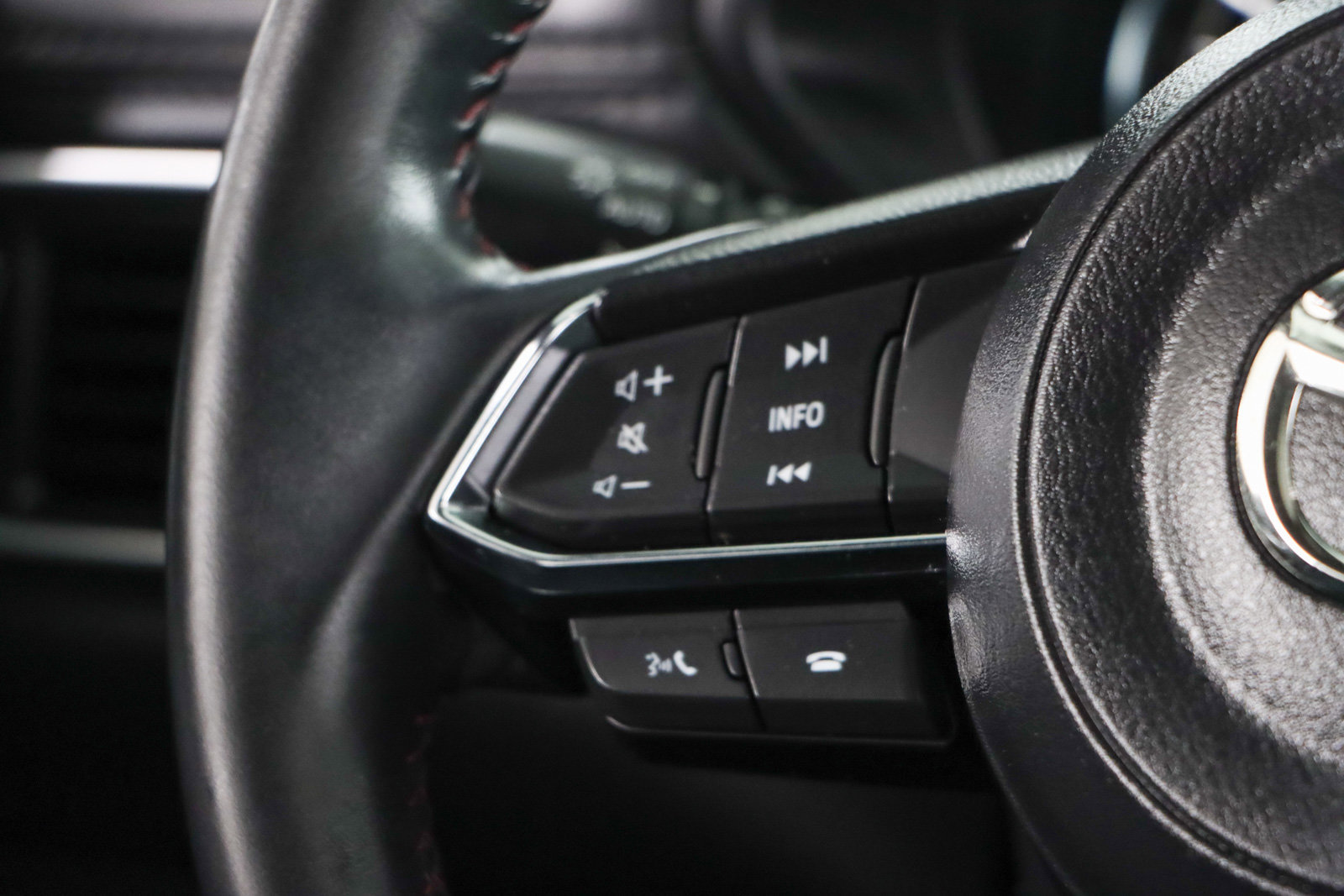 Used 2023 MAZDA CX-5 AWD image 13