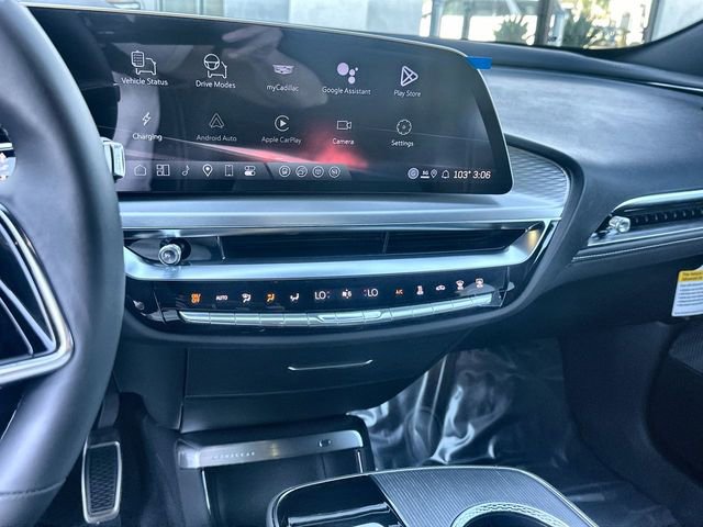 New 2026 Cadillac Lyriq V w/ Exterior Carbon Fiber Package AWD/4WD image 11