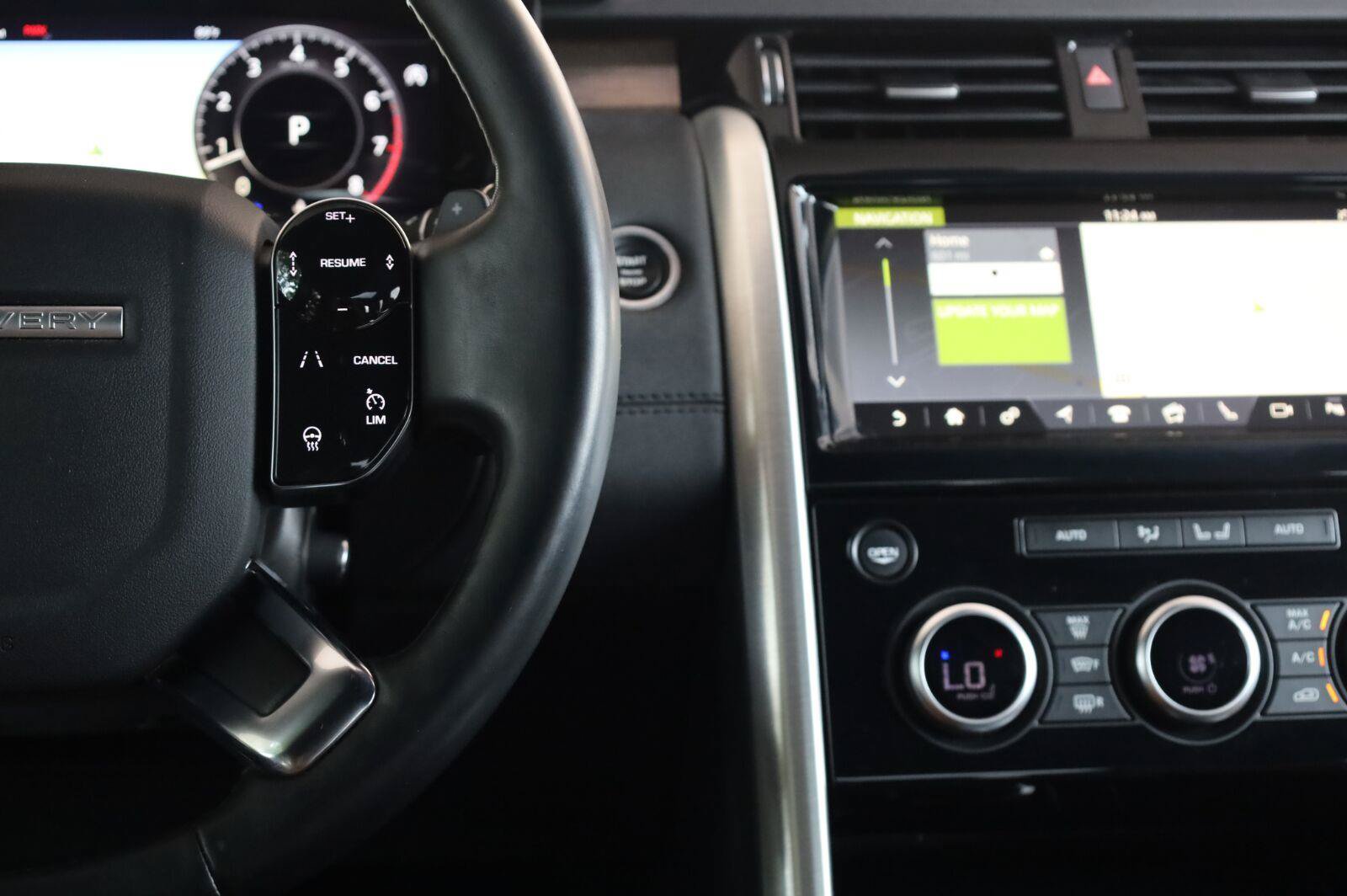 Used 2020 Land Rover Discovery HSE AWD/4WD image 36
