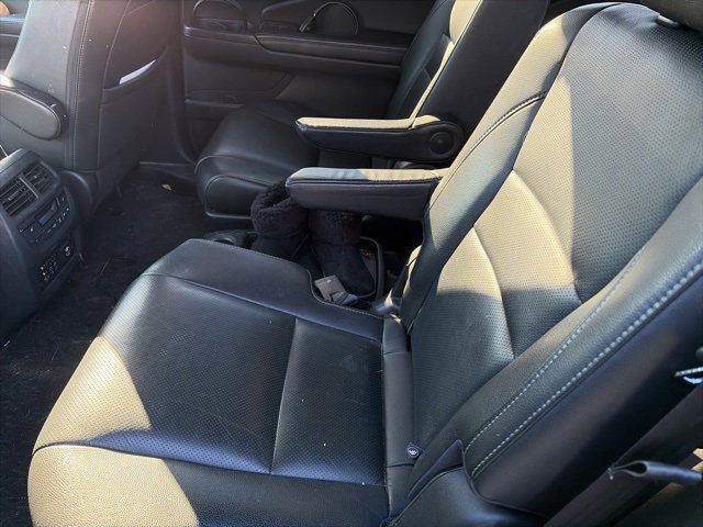 Used 2017 Honda Pilot Elite image 4