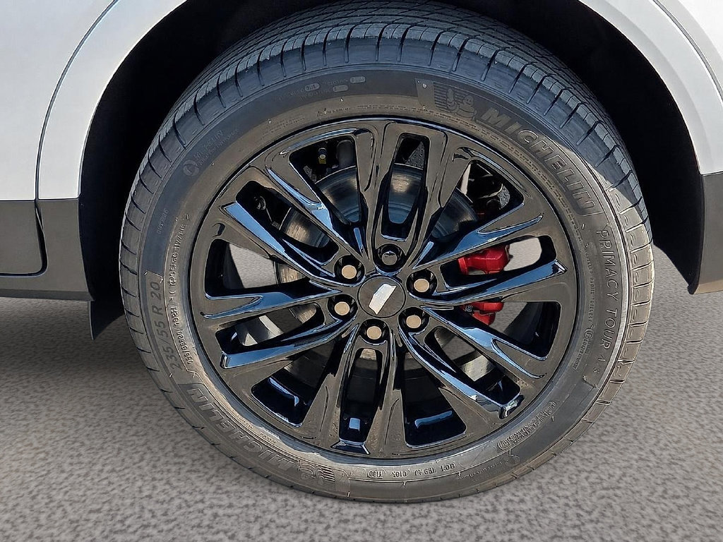 New 2026 Cadillac XT5 Sportv w/ LPO, Onyx Lite Package AWD/4WD image 8