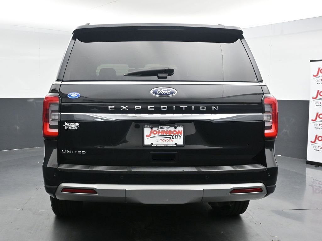 Used 2023 Ford Expedition Limited AWD/4WD image 7