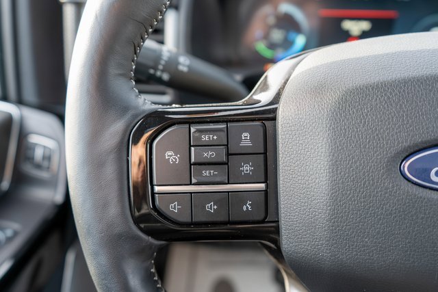 Used 2024 Ford F150 Lightning Platinum image 29