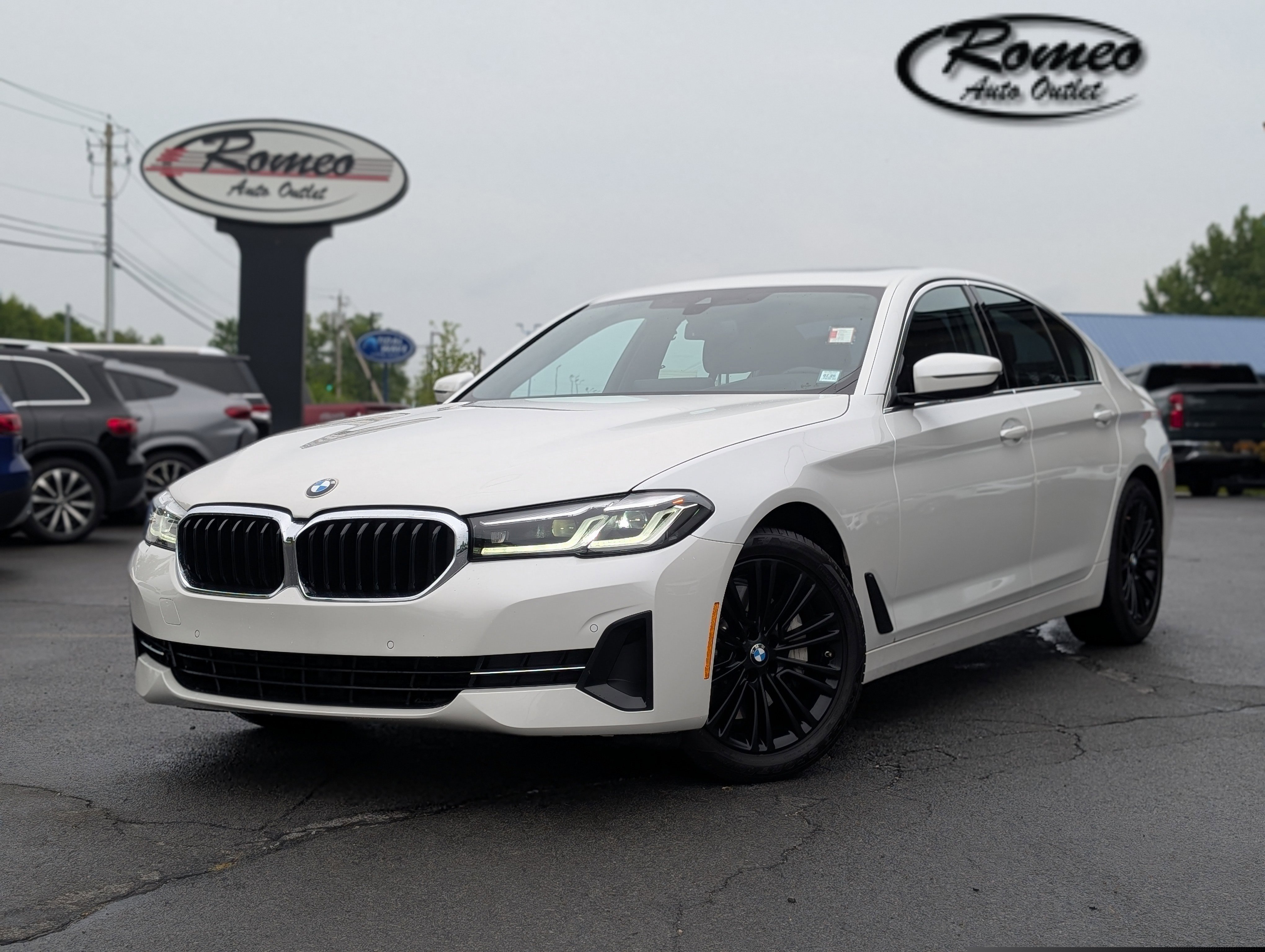 Used 2022 BMW 530i xDrive w/ Premium Package
