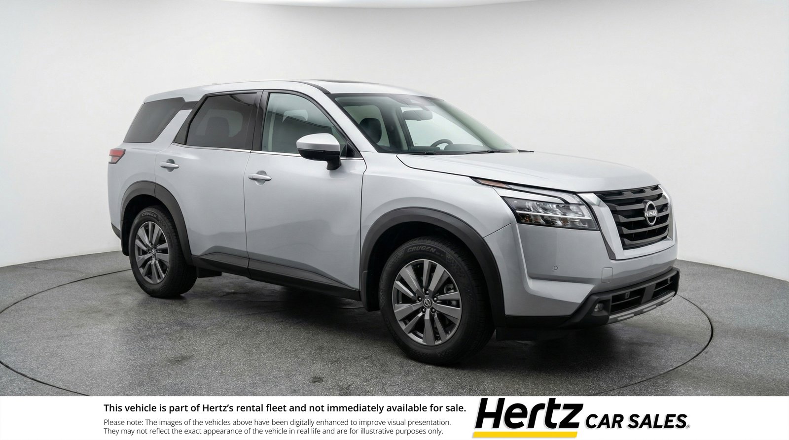 Used 2025 Nissan Pathfinder SV image 1