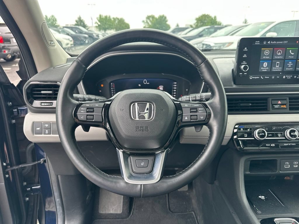 Used 2024 Honda Pilot Elite image 22