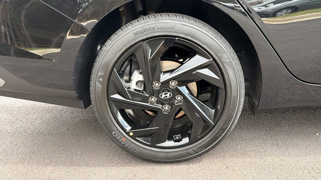 New 2026 Hyundai Elantra Sport image 18