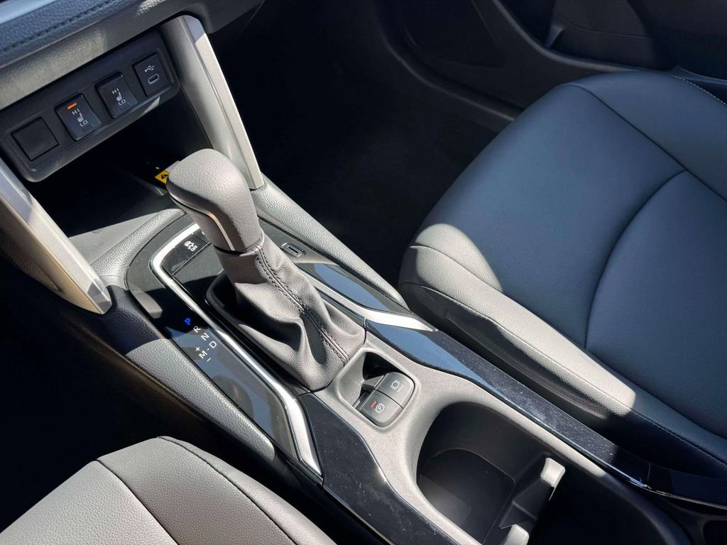 Used 2023 Toyota Corolla Cross XLE w/ Convenience Package image 30