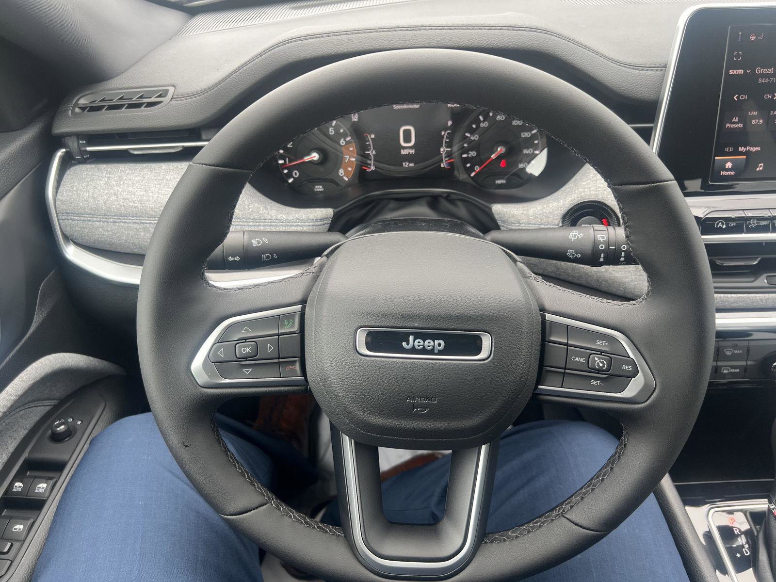 New 2026 Jeep Compass Latitude image 17