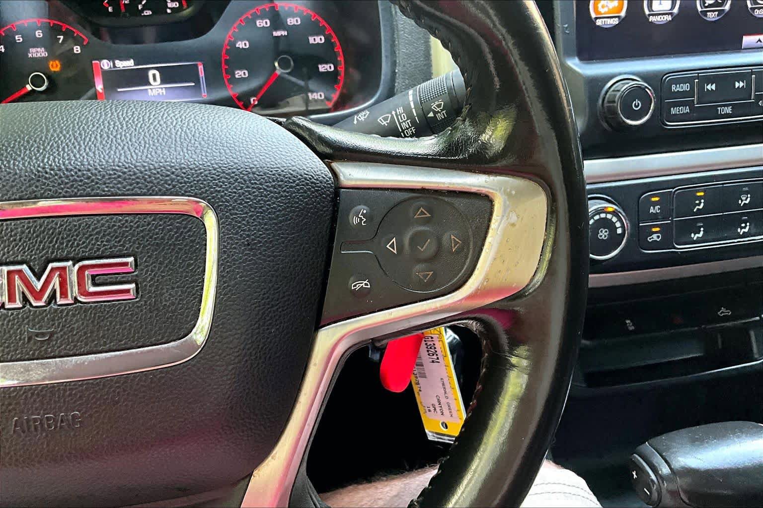 Used 2016 GMC Canyon SLE RWD image 24