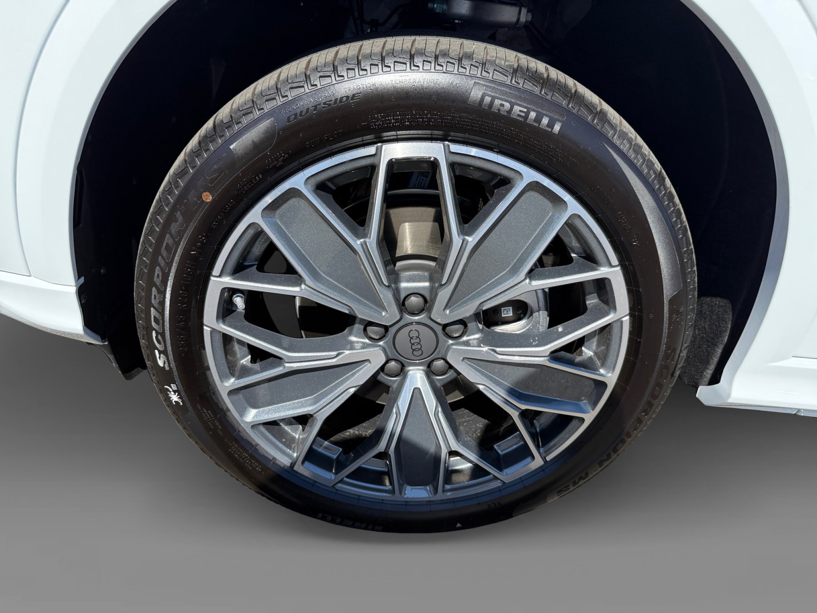 New 2026 Audi Q5 Premium Plus AWD/4WD image 9