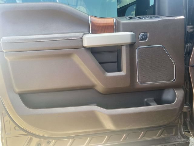 Used 2017 Ford F250 King Ranch w/ King Ranch Ultimate Package AWD/4WD image 13