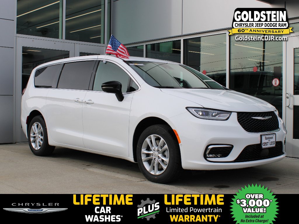 New 2026 Chrysler Pacifica Select AWD/4WD image 1