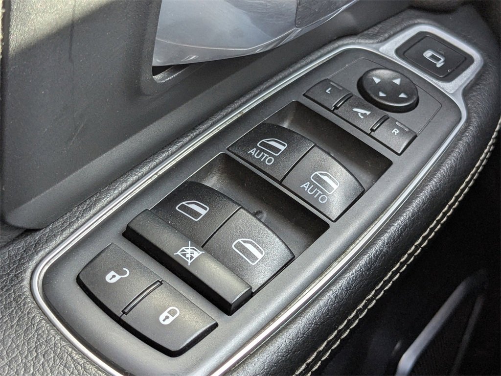 Used 2019 RAM 3500 Laramie image 27