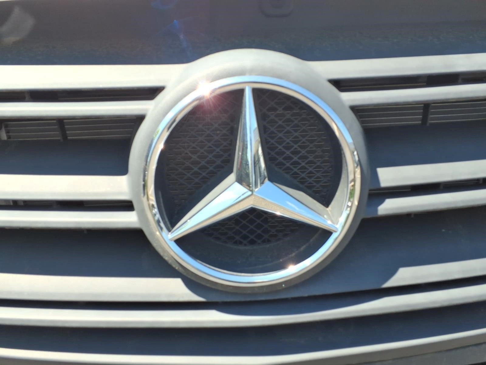 Used 2024 Mercedes-Benz Sprinter 2500 image 9