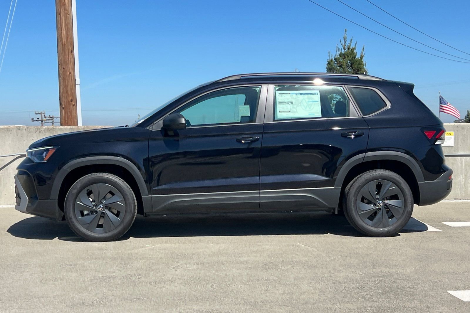 New 2026 Volkswagen Taos S FWD image 7